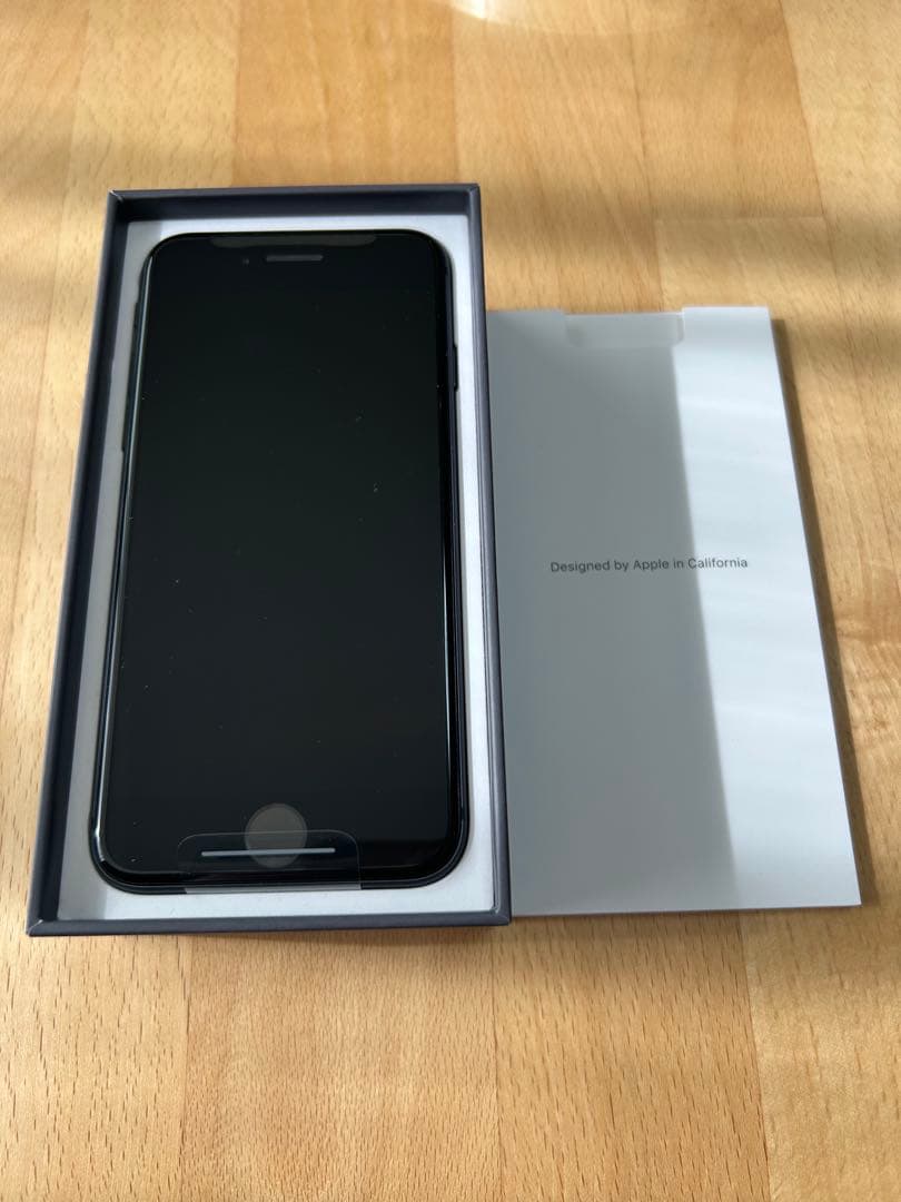 【電源着きません】Apple iPhone 8 本体 64GB ブラック