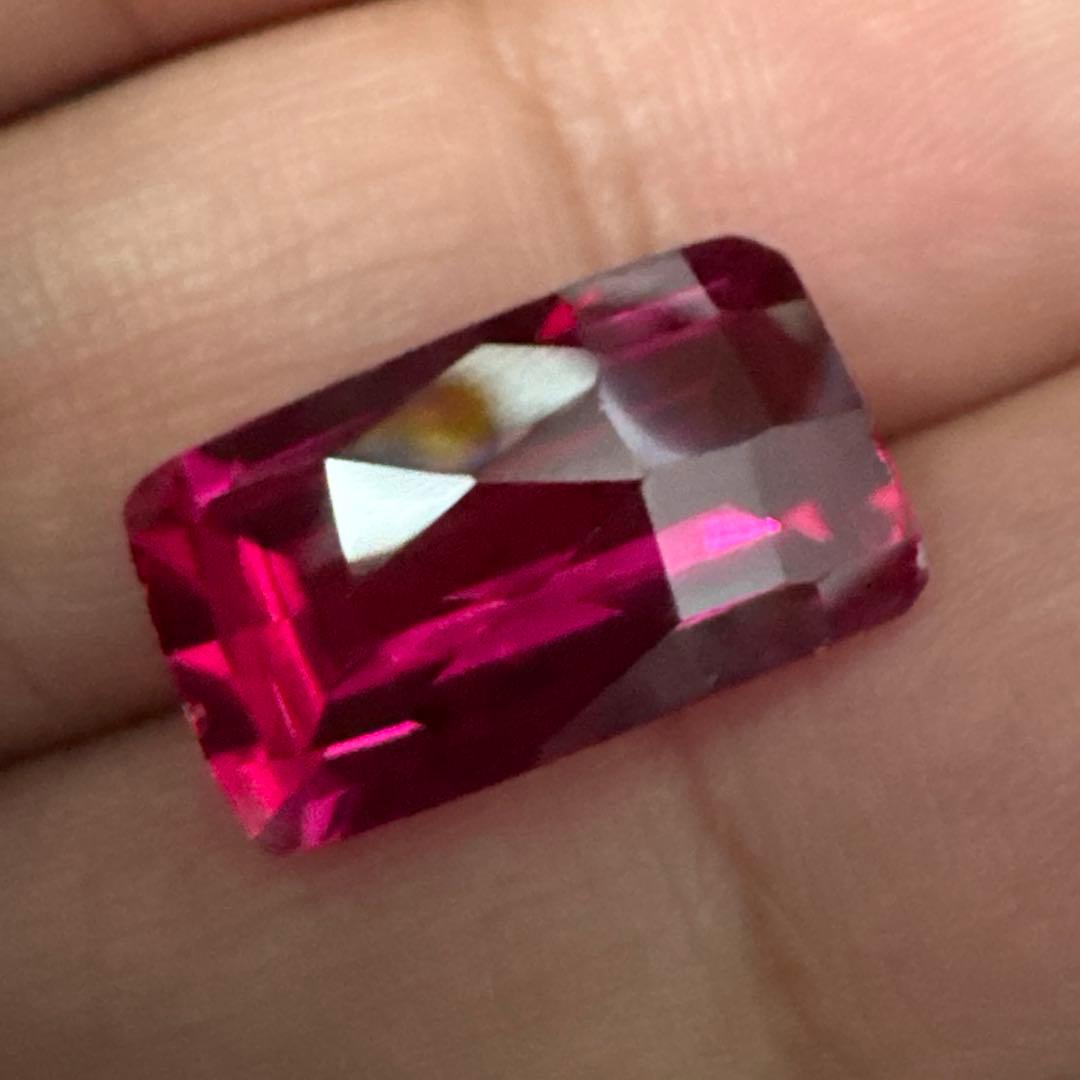 ルビールース　11.910ct