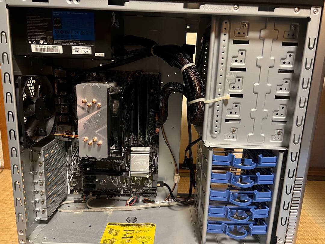 Core i7 デスクトップ PC ※そのまま使用不可！ストレージ、OS未搭載