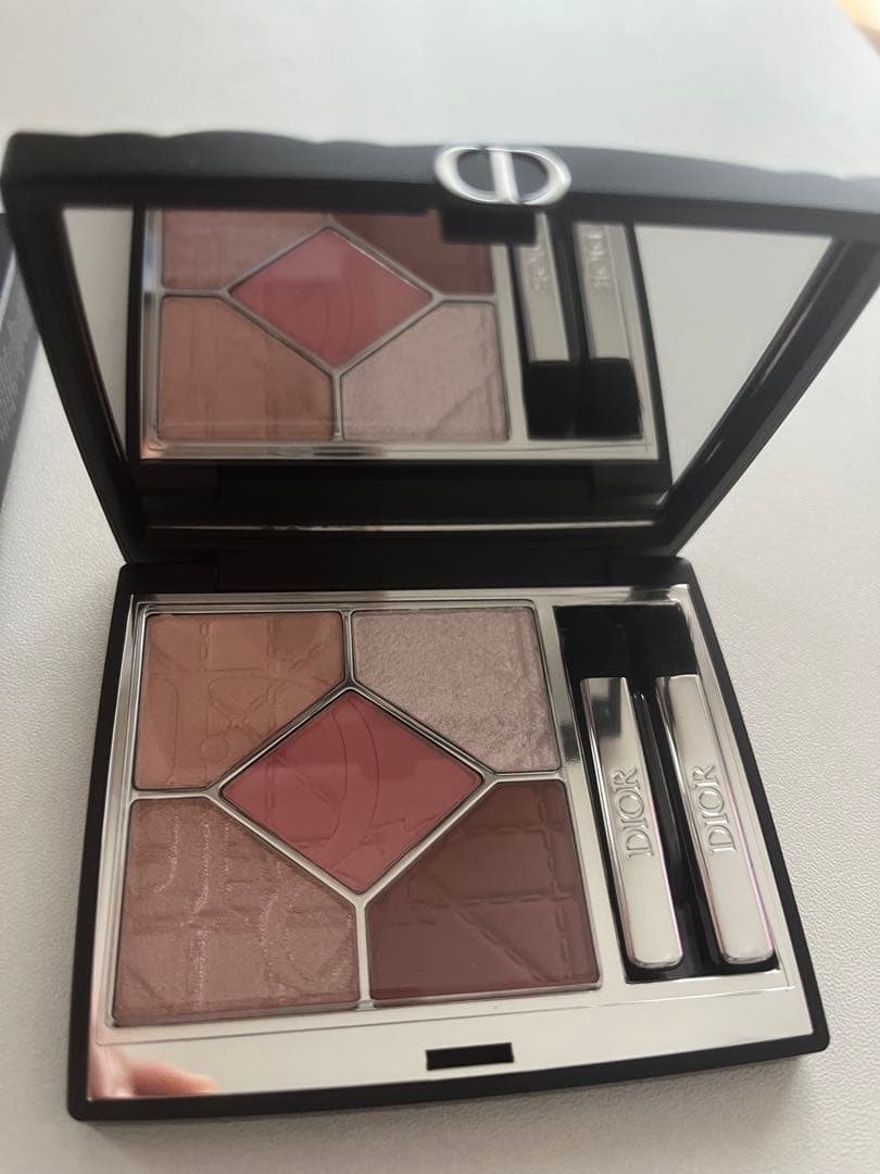 ✨新品✨DIORSHOW 5 COULEURS アイシャドウパレット