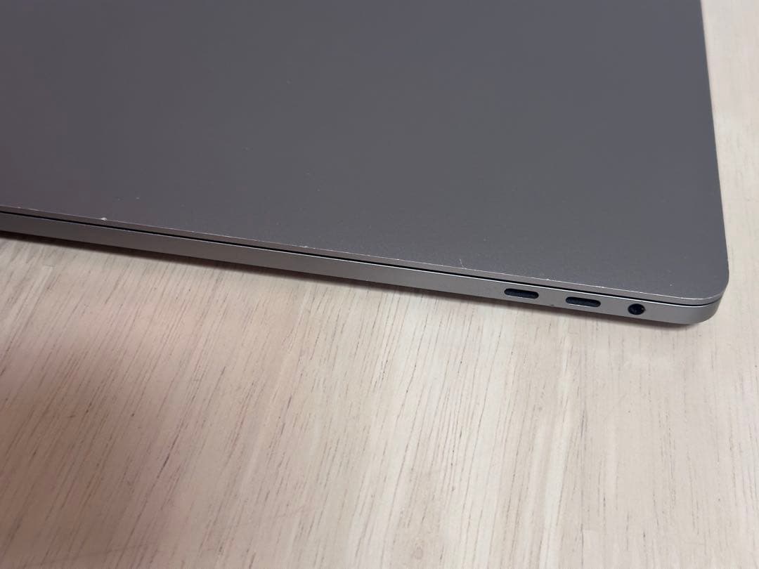 動作品MacBook Pro2019 16インチCore i9•32GB•2TB