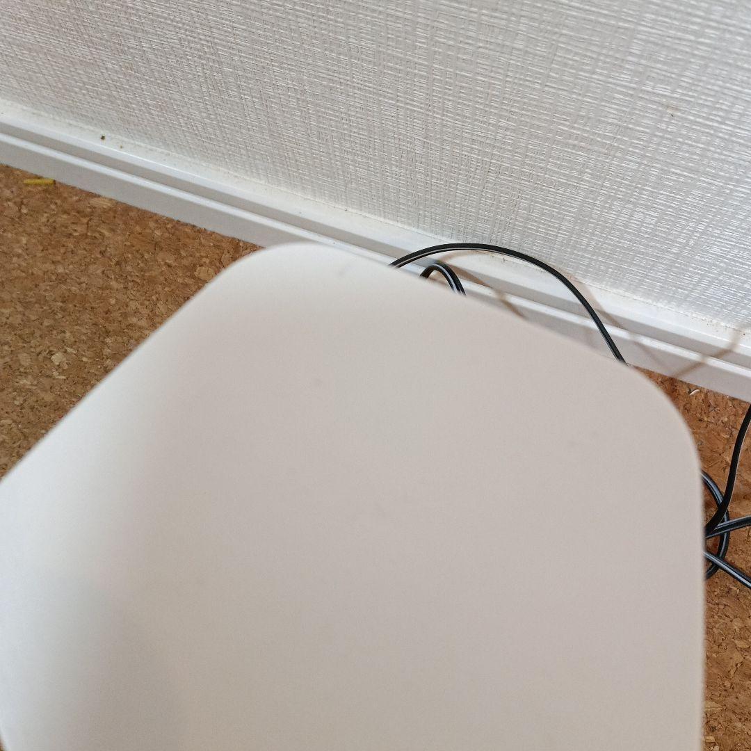 ホワイト無線LANルーター