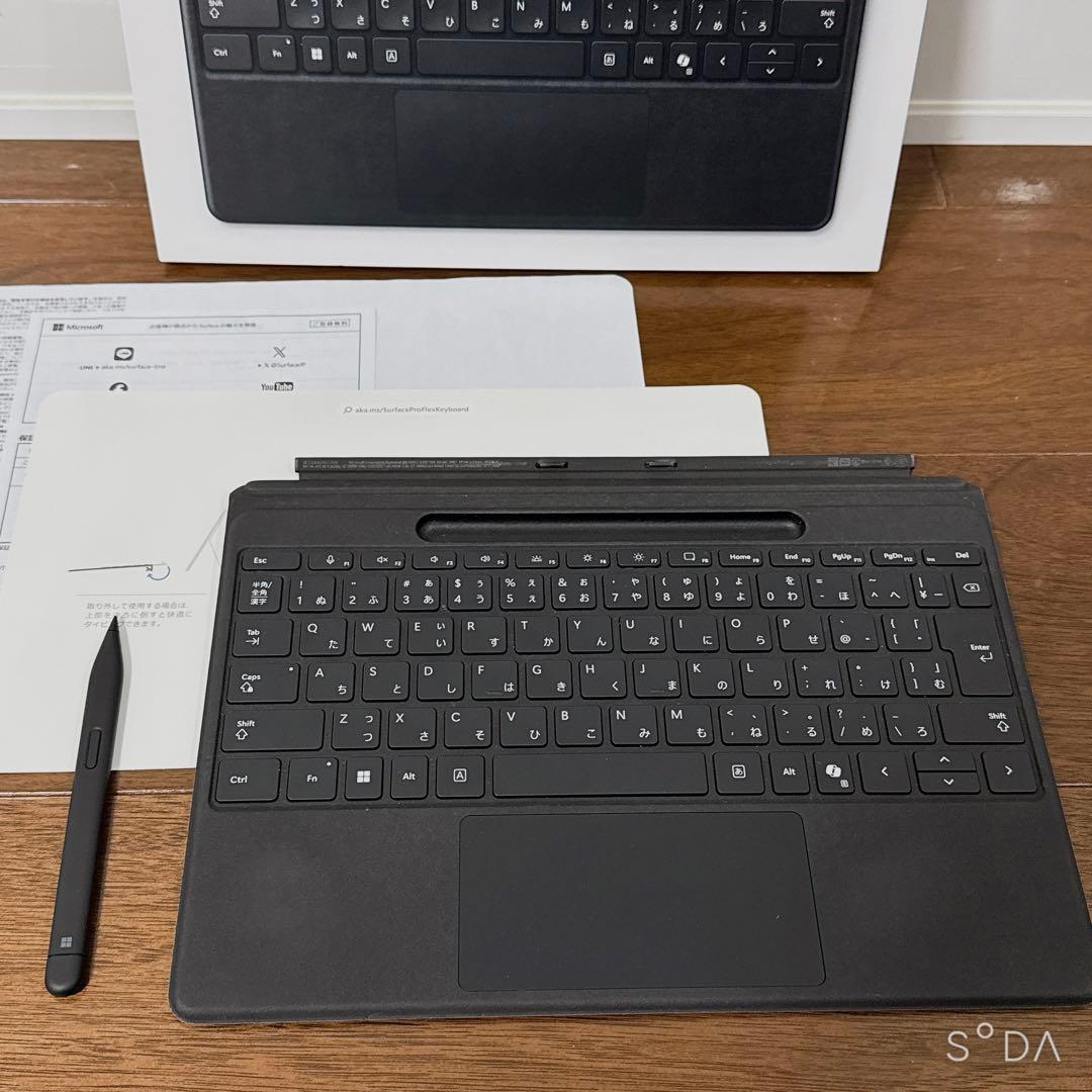 Surface Pro 13フレックス キーボード2082
