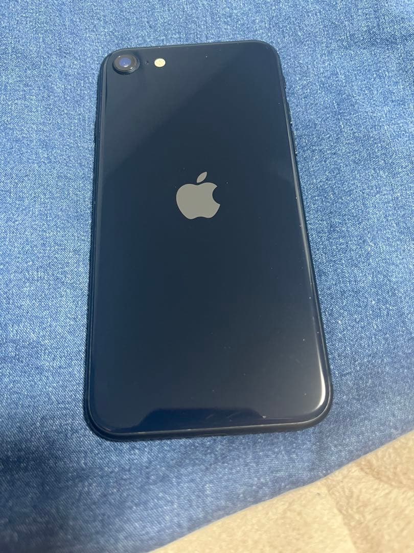 iPhoneSE 第三世代64GB 本体のみ