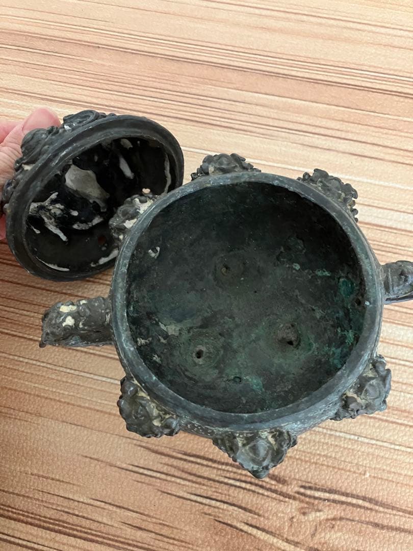 青銅製　三足香炉　中国　高さ約12cm