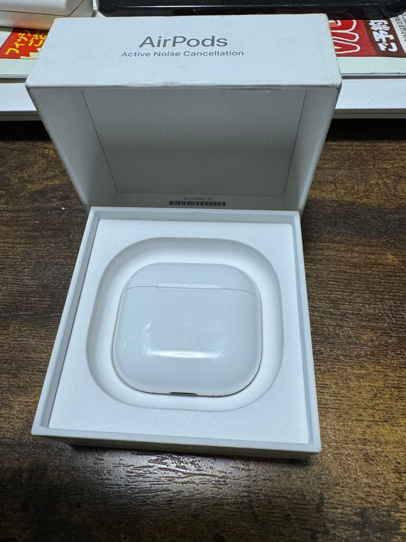 イヤホン AirPods4(ANC)