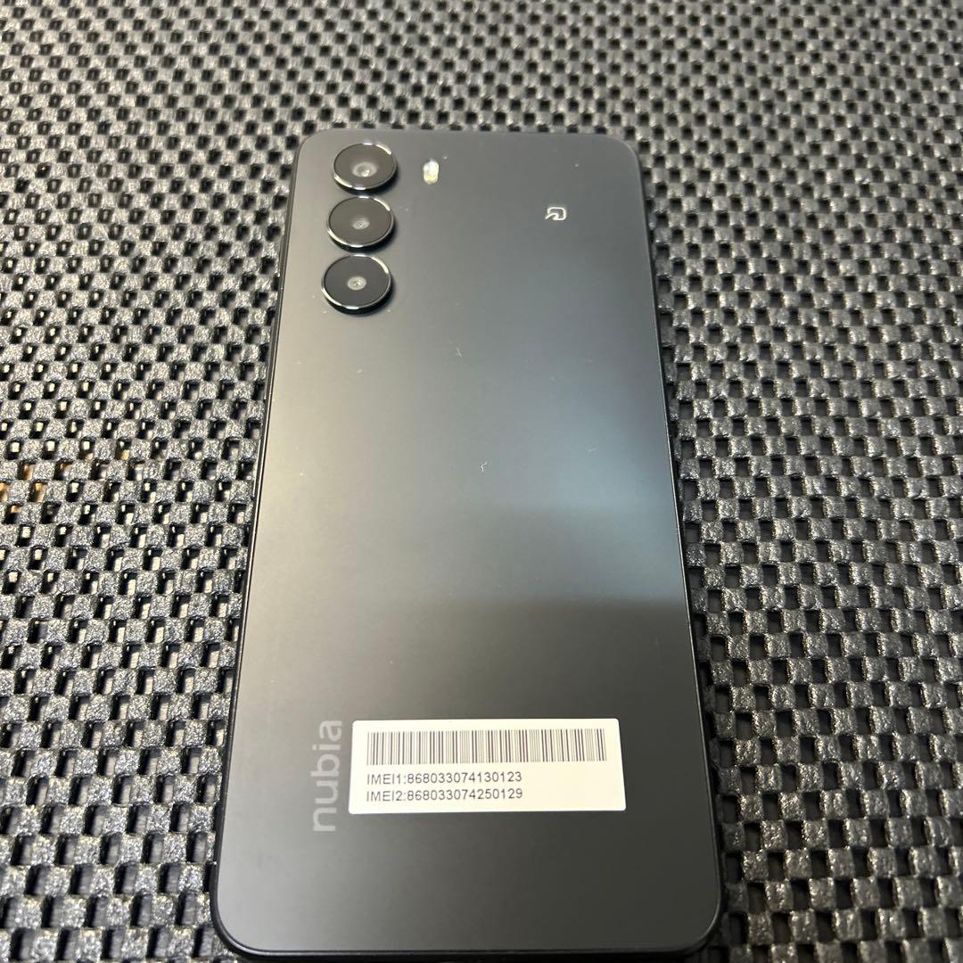 nubia s 5G (中古)美品 128G/4G ブラック ケース付き 箱無し