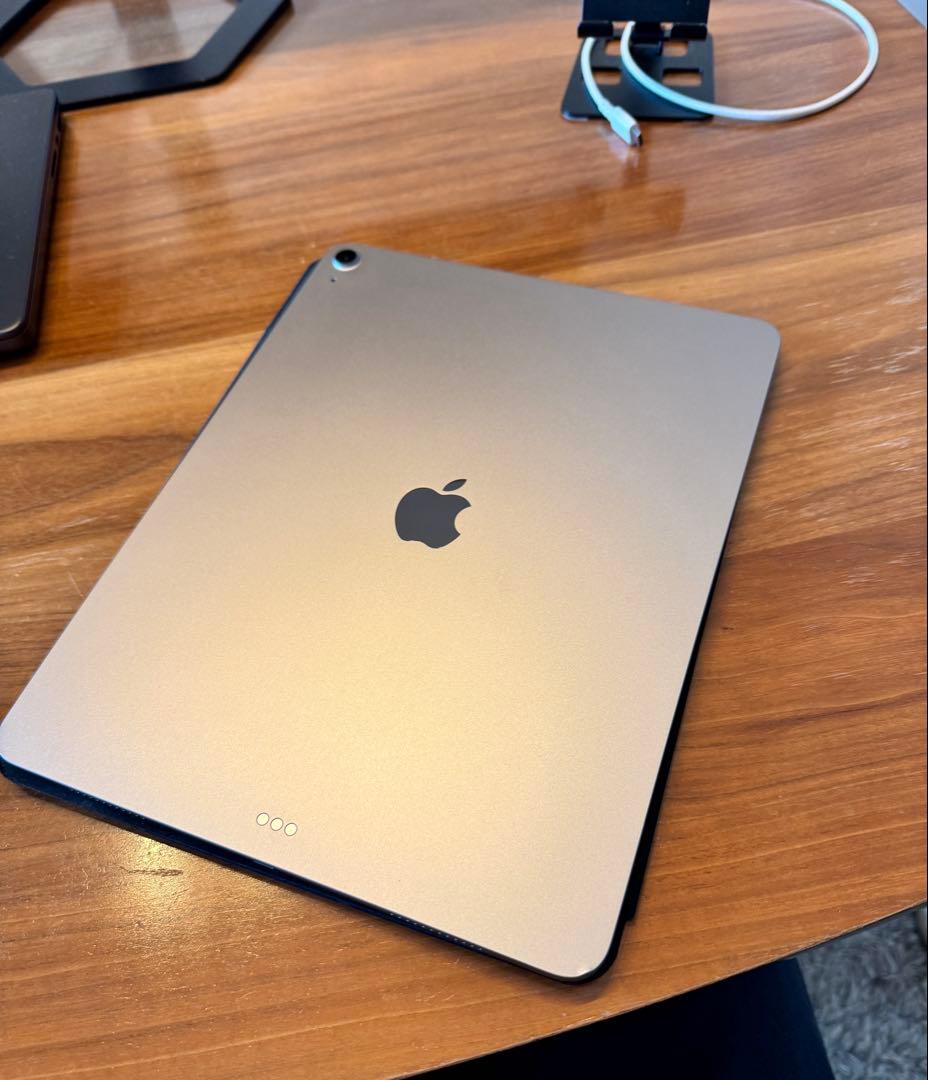 Apple iPad Air M3 13インチ MCNH4J/A