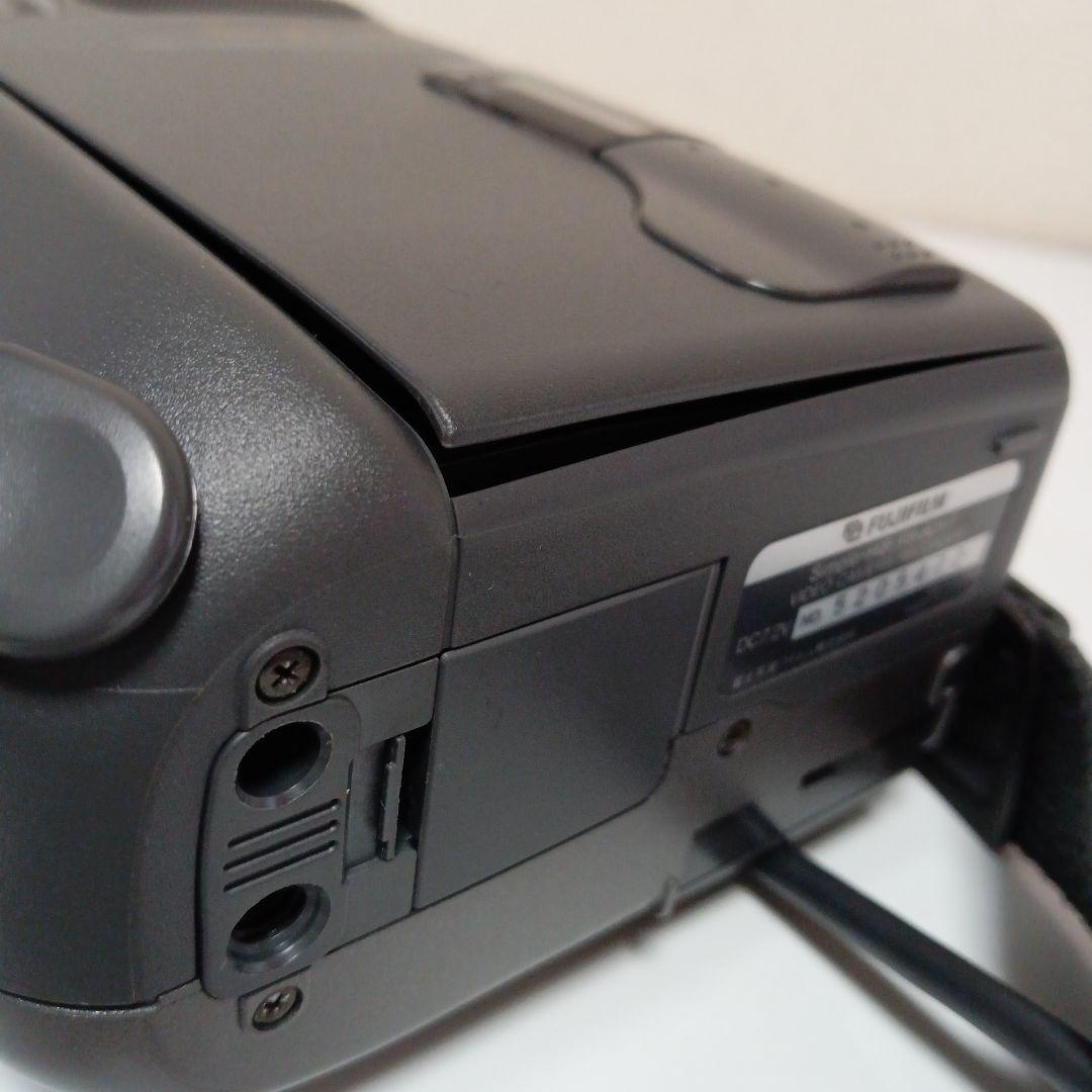 【ジャンク】FUJIFILM Simple-Hi8 ビデオカメラ FS-80MT