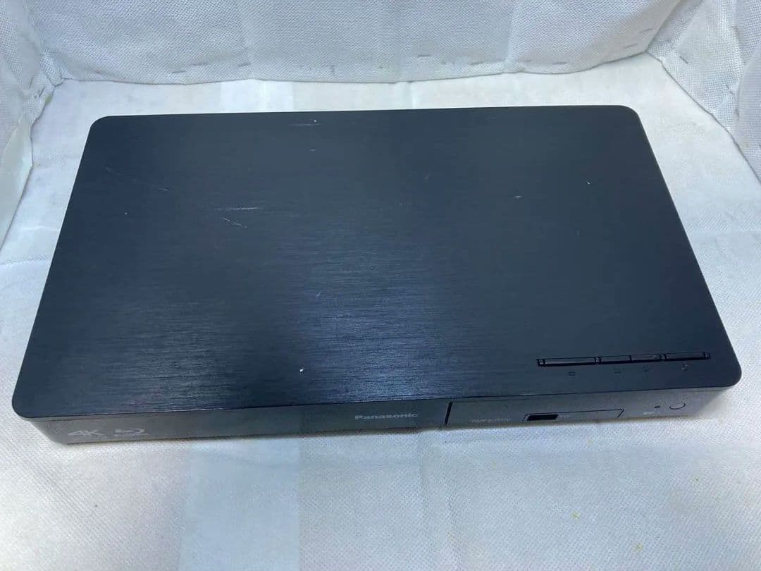 Panasonic ４Ｋアップ　 DMP-BDT170　2015年製　動作品