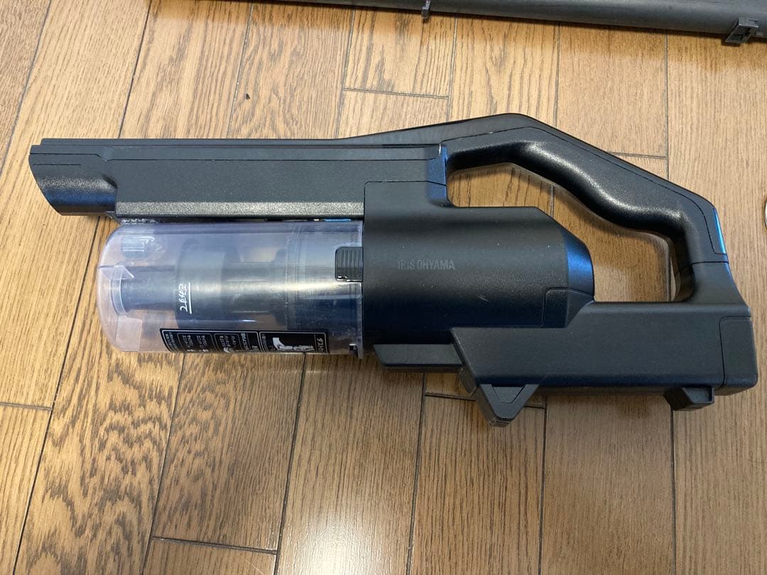 アイリスオーヤマ2024年製サイクロンクリーナー本体 SCD-184P-B