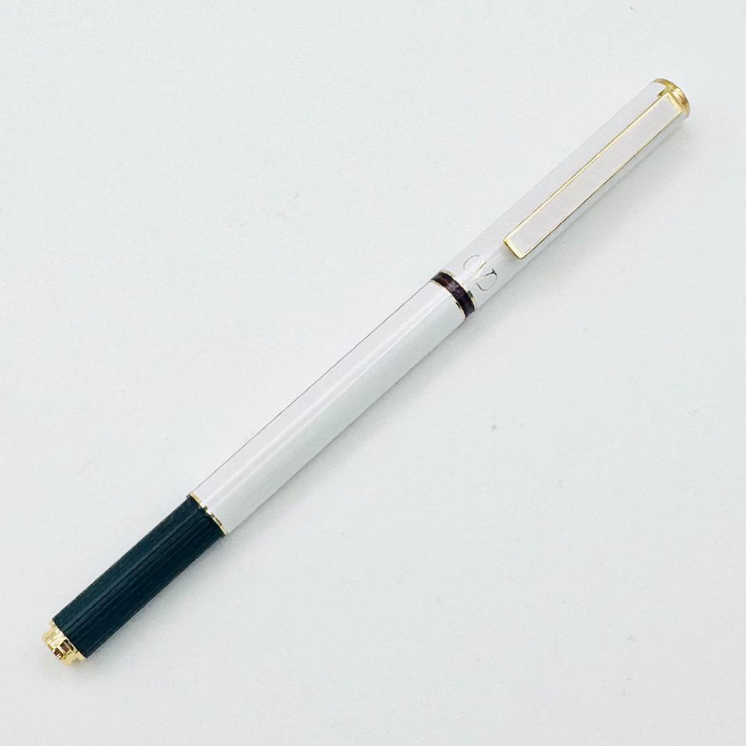 美品 ヴァレンティノ ガラヴァーニ ボールペン ローラーボール 箱付 白 金