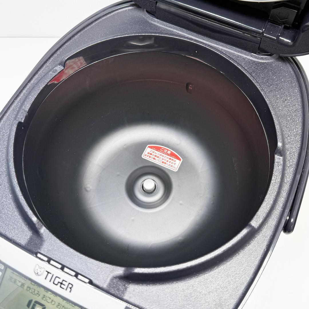 タイガー IH炊飯ジャー 5.5合炊き JPW-10E9 2022年製