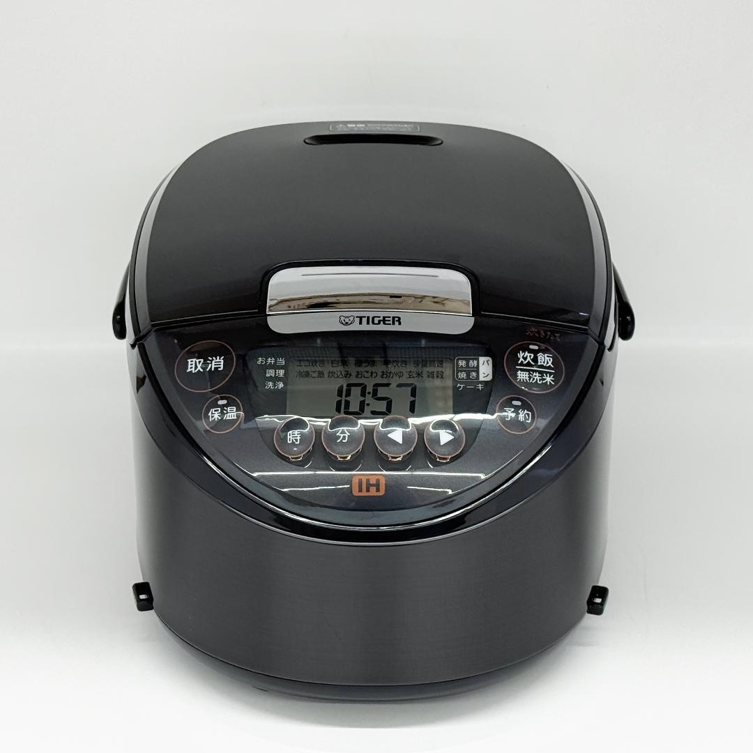 タイガー IH炊飯ジャー 5.5合炊き JPW-10E9 2022年製