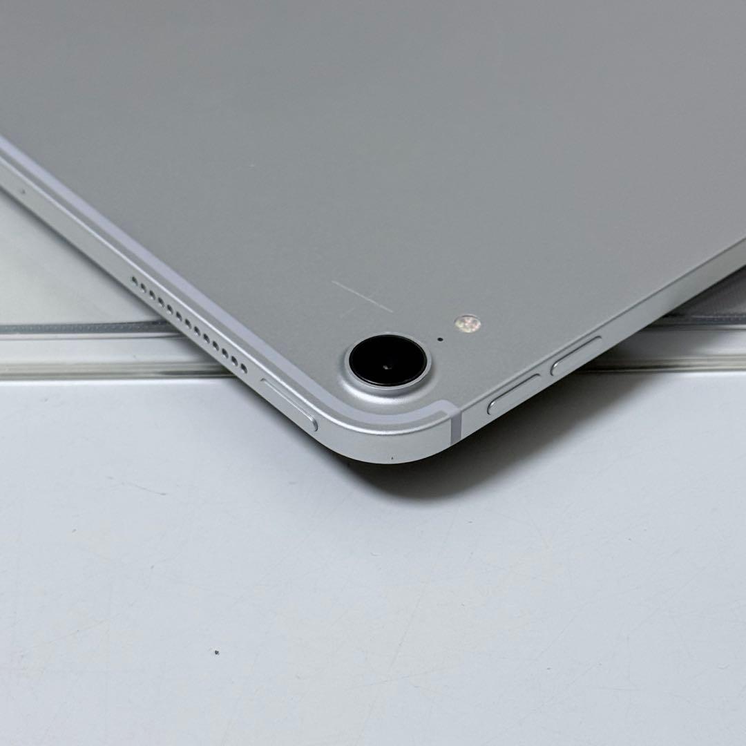 iPad pro 11インチ 初代 64GB Wi-Fi+Cellularモデル