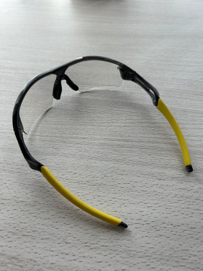 Oakley スポーツメガネ　オークリー　radar PHOTOCHROMIC