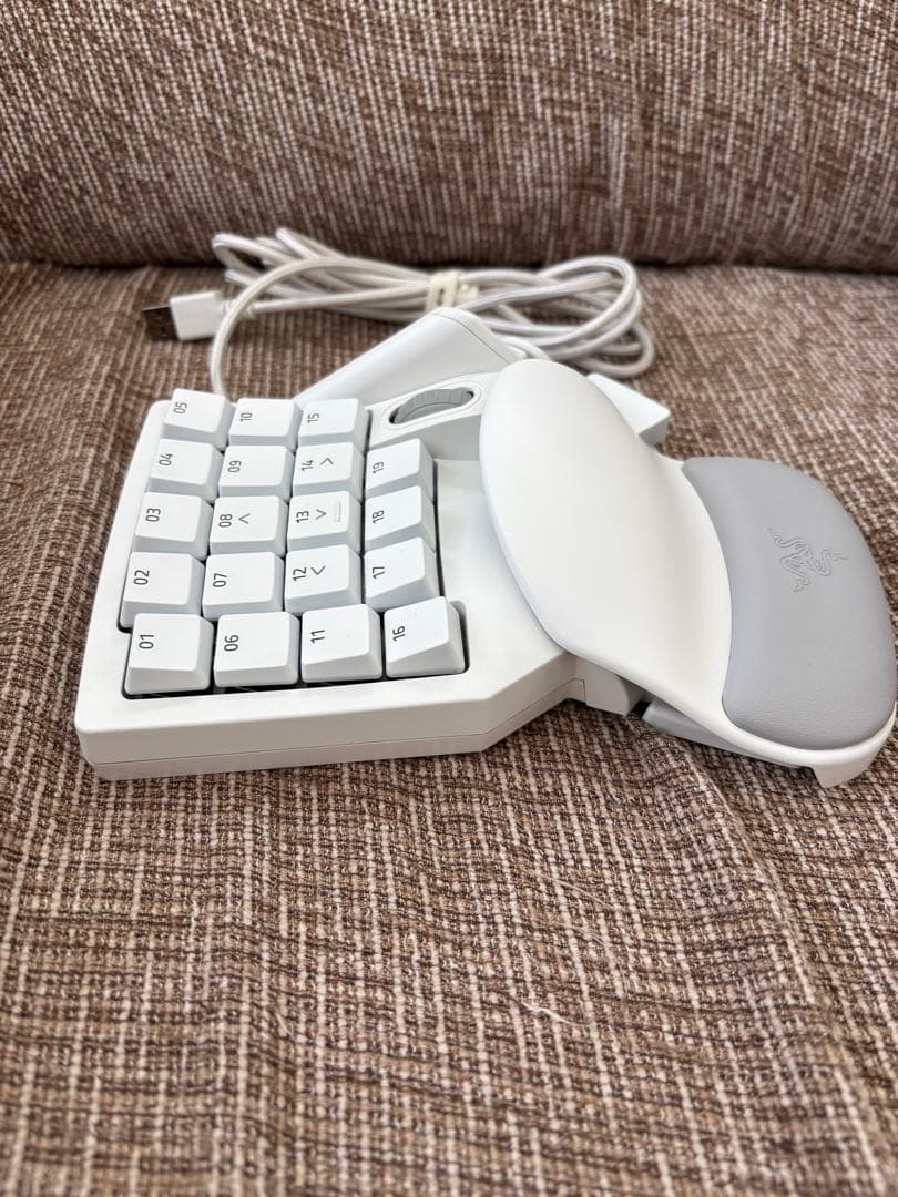 Razer Tartarus Pro ゲーミング　左手デバイス