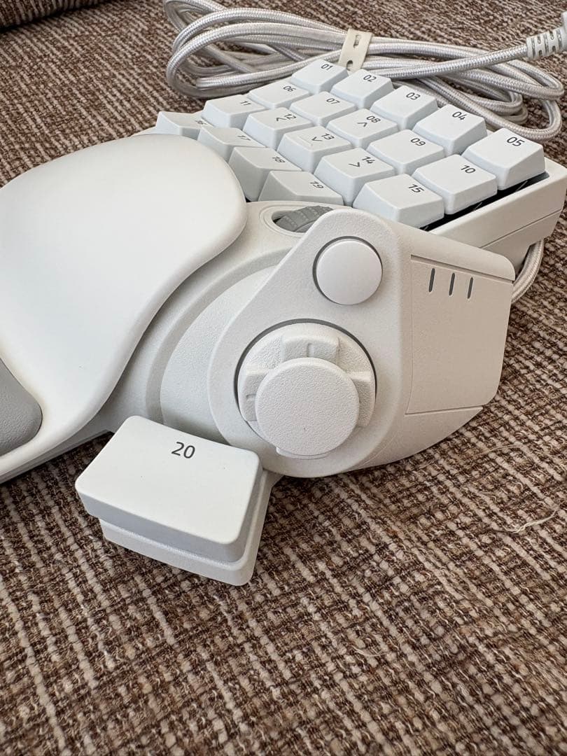 Razer Tartarus Pro ゲーミング　左手デバイス