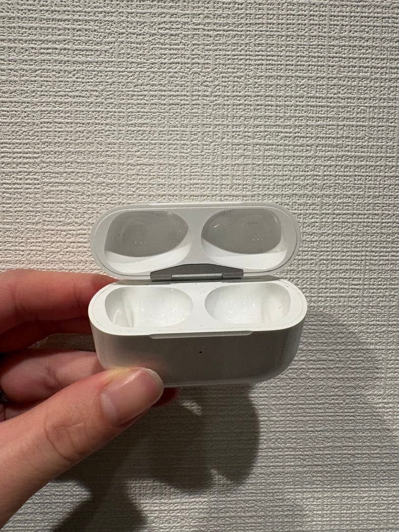 AirPods pro2 本体　充電ケース　のみ