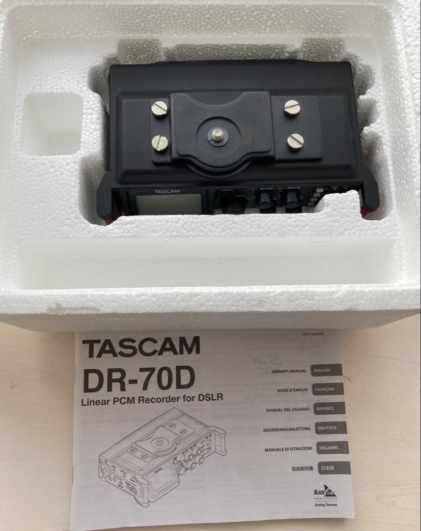 TASCAM DR-70D リニアPCMレコーダー
