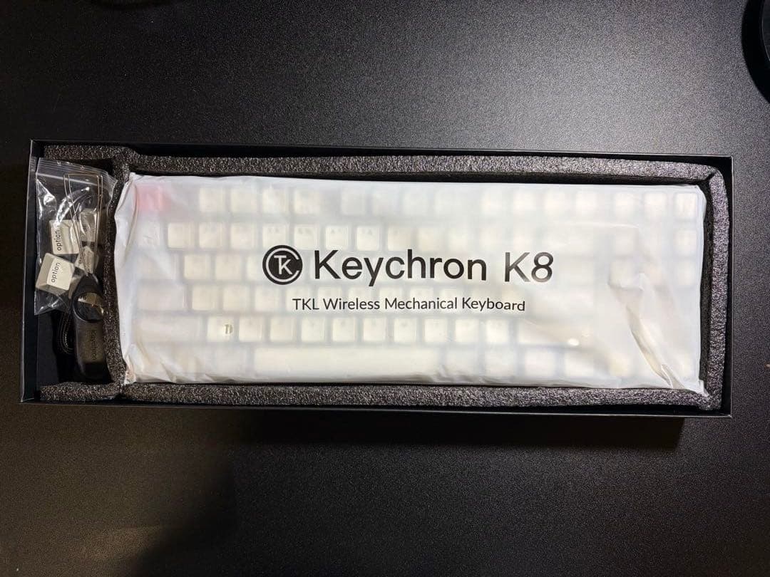 Keychron K8 ワイヤレスメカニカルキーボード　茶軸