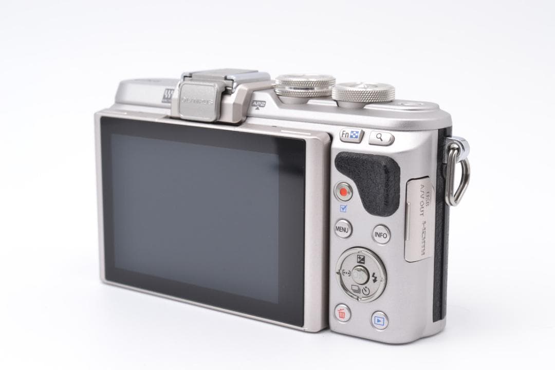 オリンパス　OLYMPUS E-PL8 14-42mmEZ レンズキット 現状品