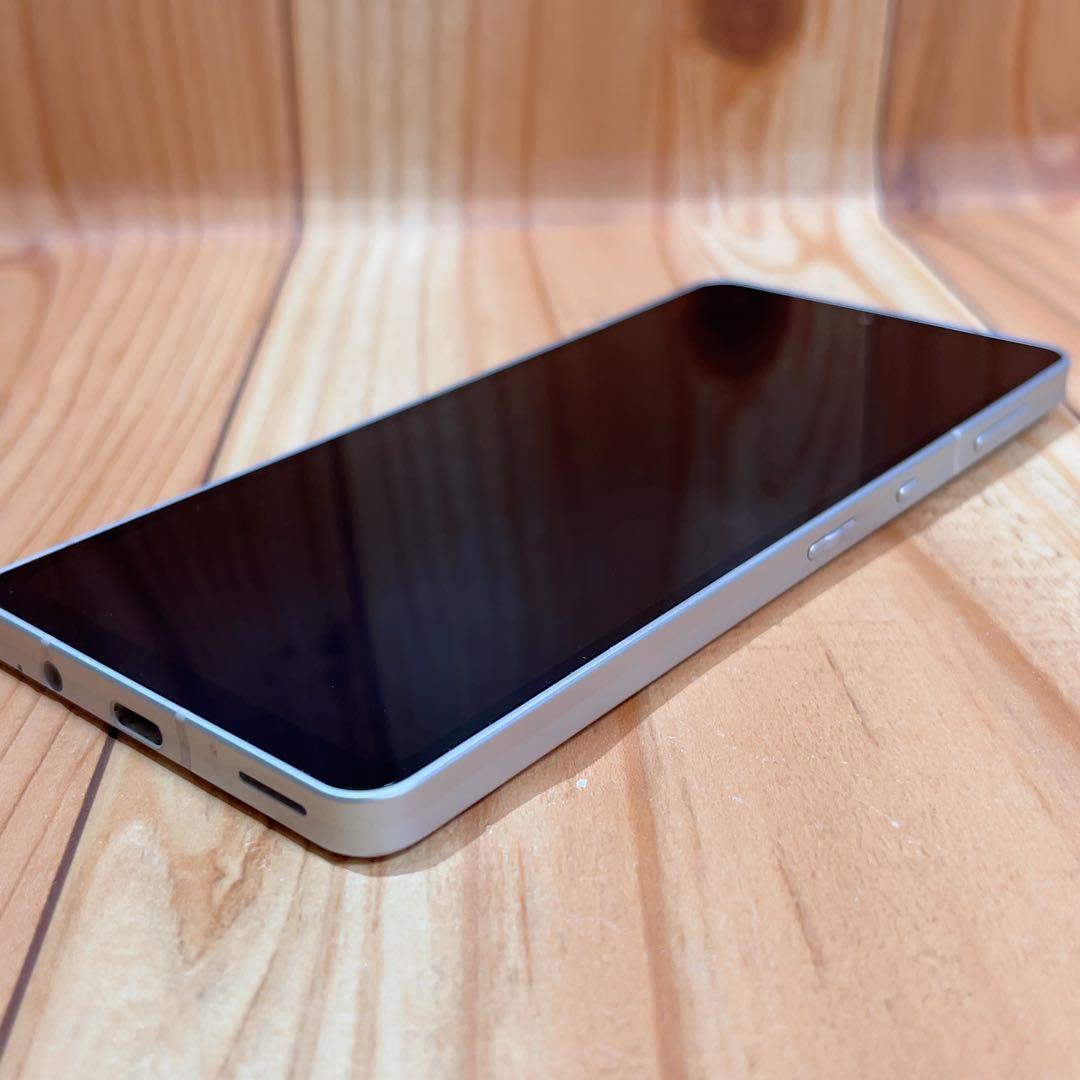SIMフリー 本体 AQUOS sense 6 SHG05 64 GB 089J