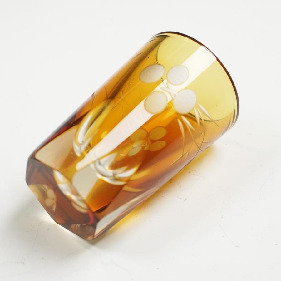 琥珀色 ガラス製 彫刻模様 盃