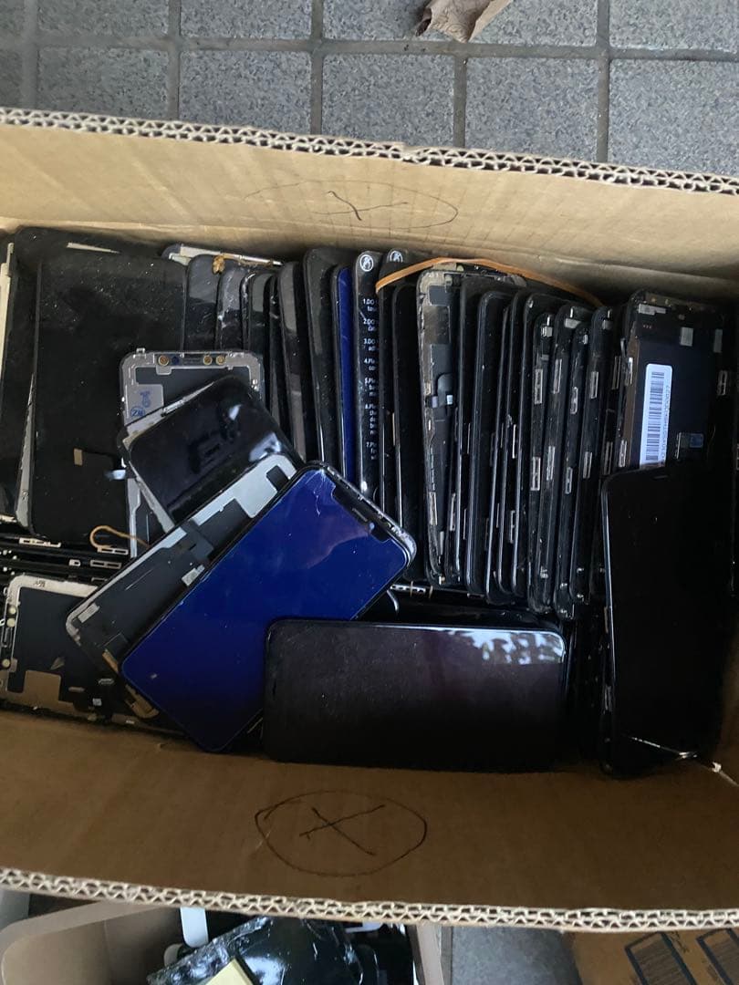 Apple iPhoneパネルジャンク品20-30kg