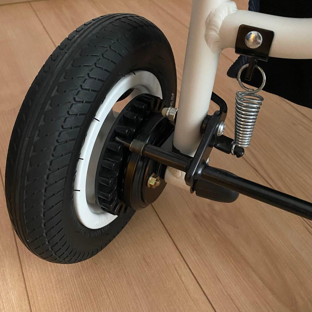 【美品】エアバギー ホワイト AIRBUGGY フレームのみ　ペットカートにも