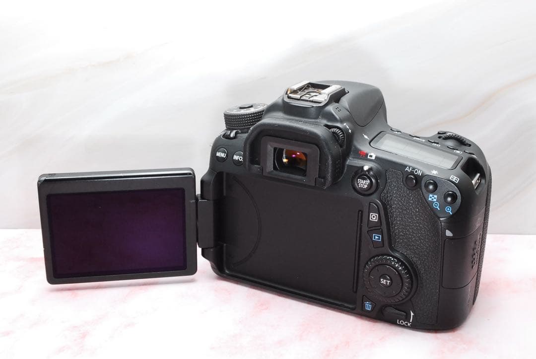 超高画質✨Canon EOS 70D★一眼レフカメラ★スマホ転送OK