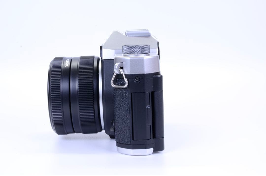 YASHICA FX-D100 ほぼ未使用｜デジタル×フィルム体験｜希少モデル