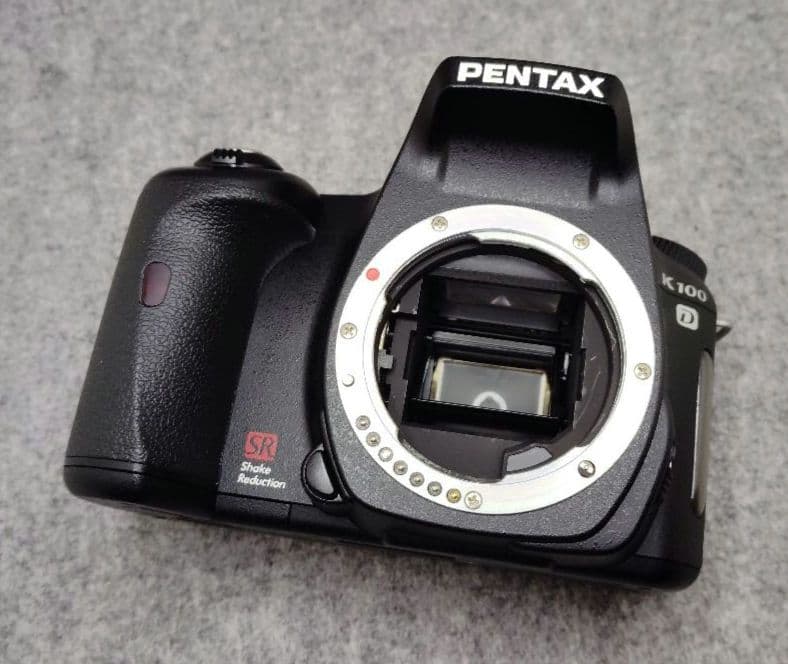 PENTAX K100D 標準ズームレンズ付