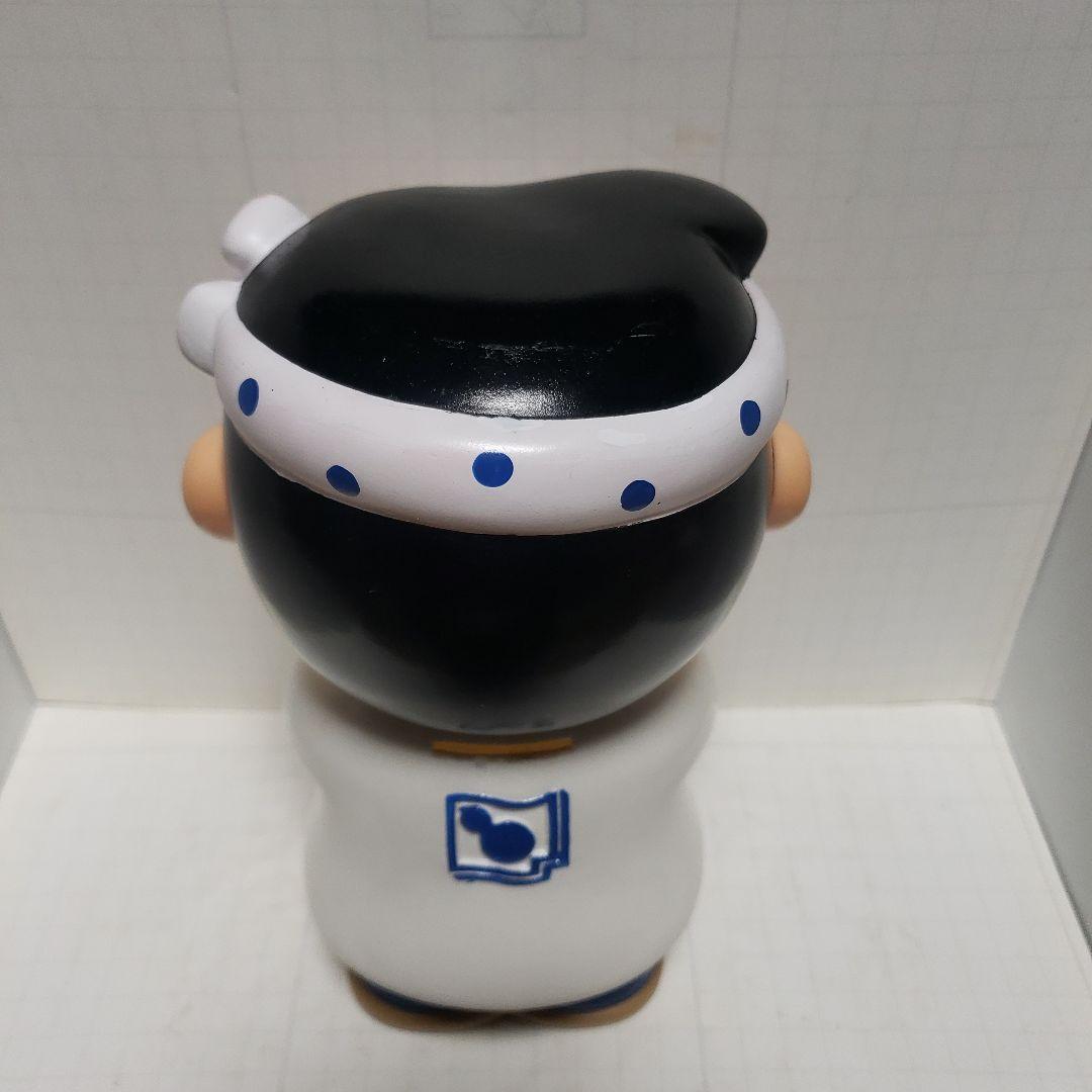 はま寿司浜ちゃんの貯金箱です。