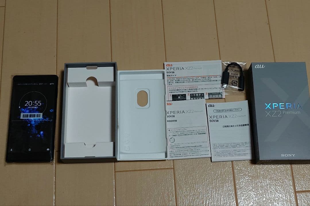 【美品・完品】Xperia XZ2 Premium au SOV38