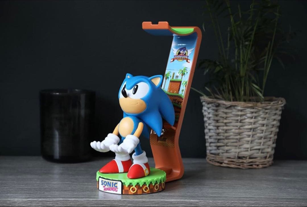 SEGA:ソニックデラックス ライトアップヘッドホン、コントローラースタンド
