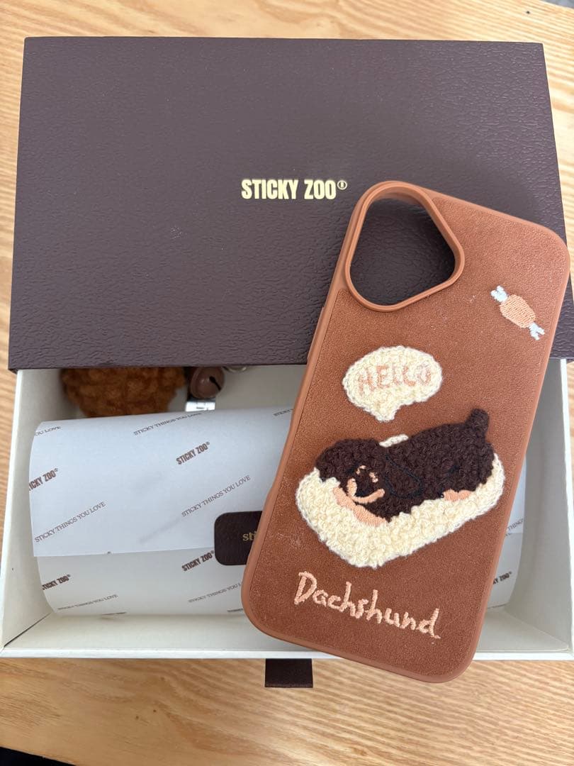 【STICKY ZOO 】ダックスフントケース iPhone 16