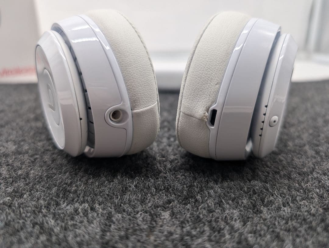 （M.H）beats solo3 wireless ホワイト