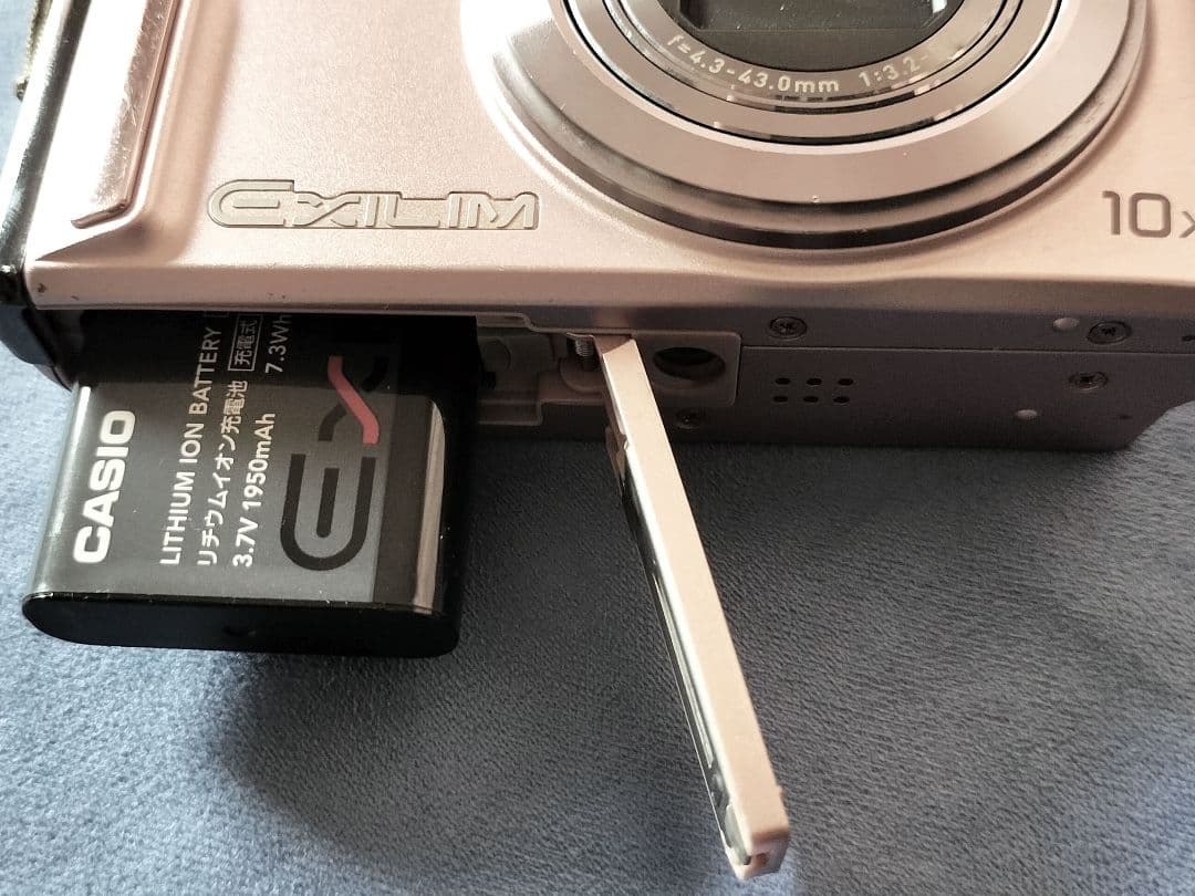 CASIOカシオ EXILIM EX-H15 ピンク 動作確認済