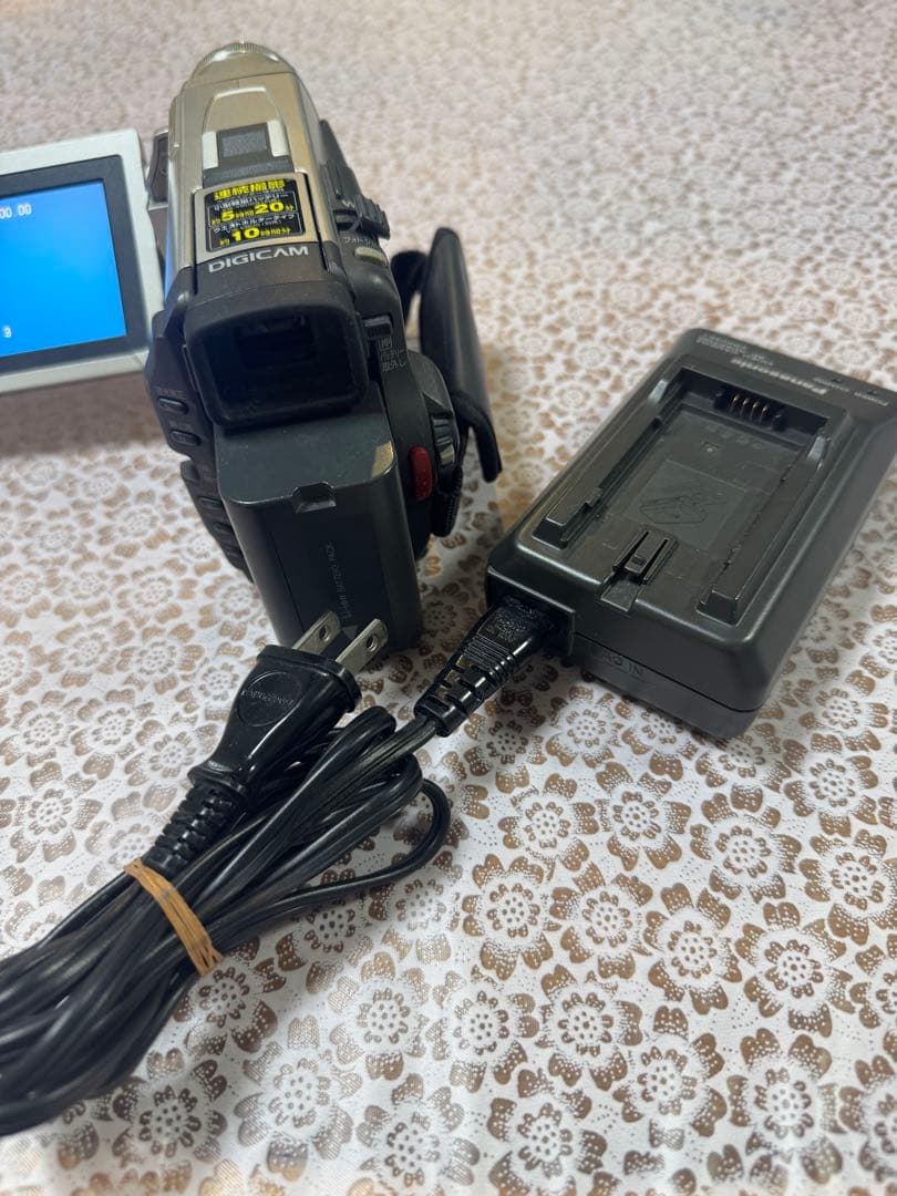 【動作品】Panasonic mini DV NV-DB1 ビデオカメラ
