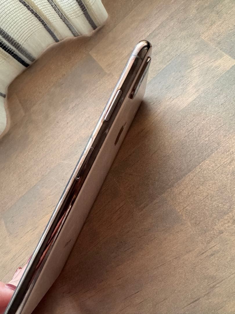 【美品】iPhone Xs Maxバッテリー86％ケース・フィルム付あんしん出品