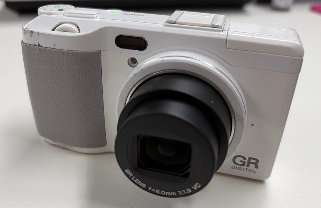 RICOH GR DIGITAL Ⅳ リコー ホワイトエディション