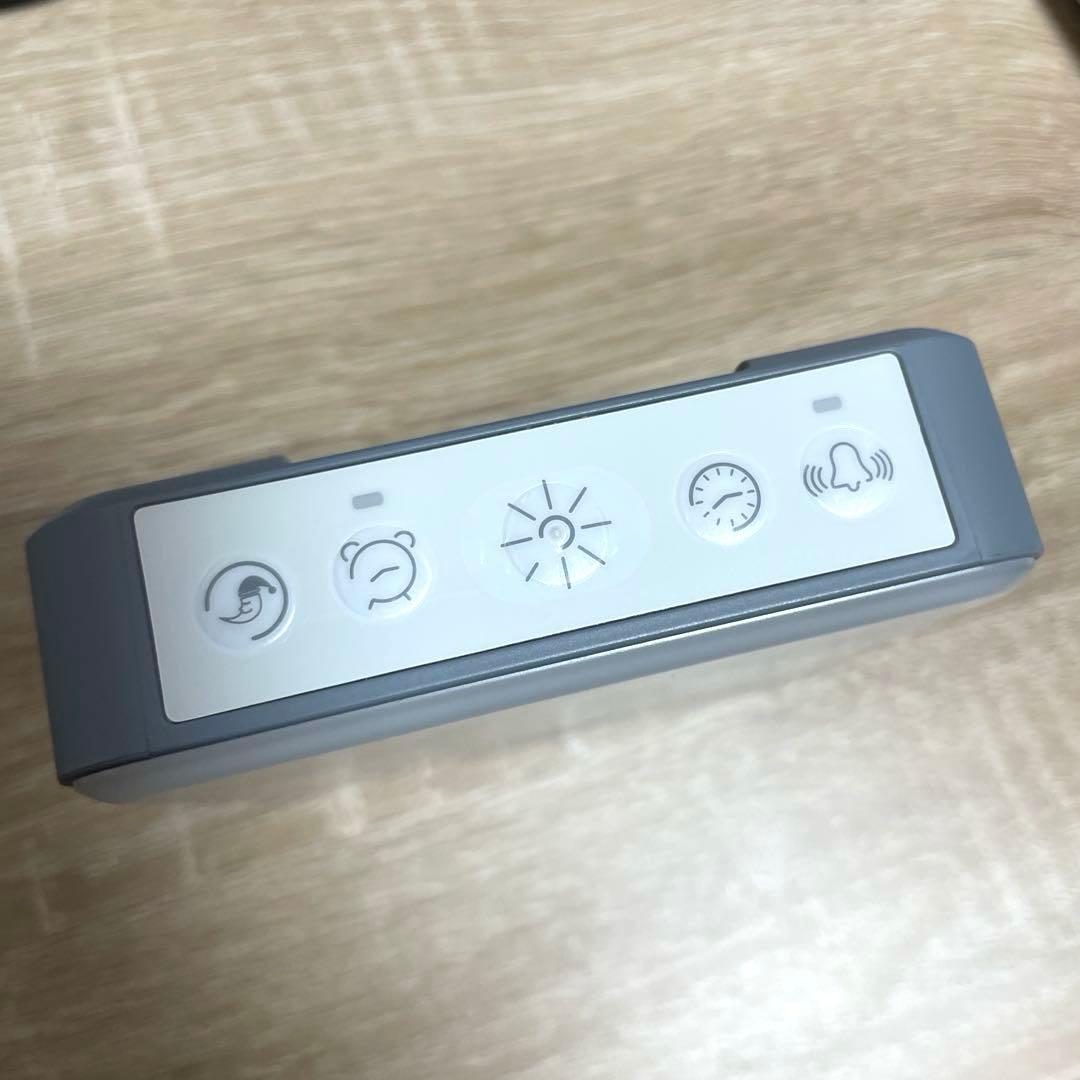 トトノエライト 睡眠リズム照明　光目覚まし時計
