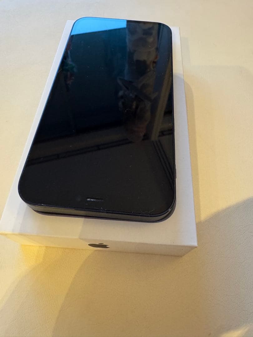 iPhone 12ブラック64GB SIMフリー 美品　ケース付き