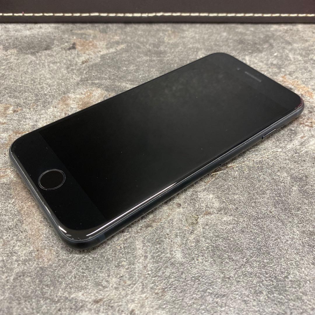 ①iPhone SE 第3世代 MMYC3J/A ミッドナイト 64GB