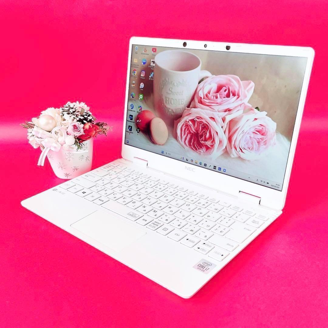 第10世代Corei7‼️小型軽量！持ち運び✨️SSD薄型ノートパソコンWin11白