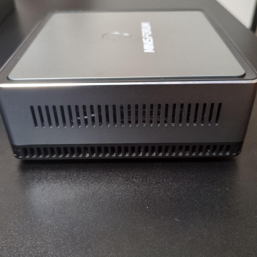 ミニPC MINIS FORUM DeskMini UM700