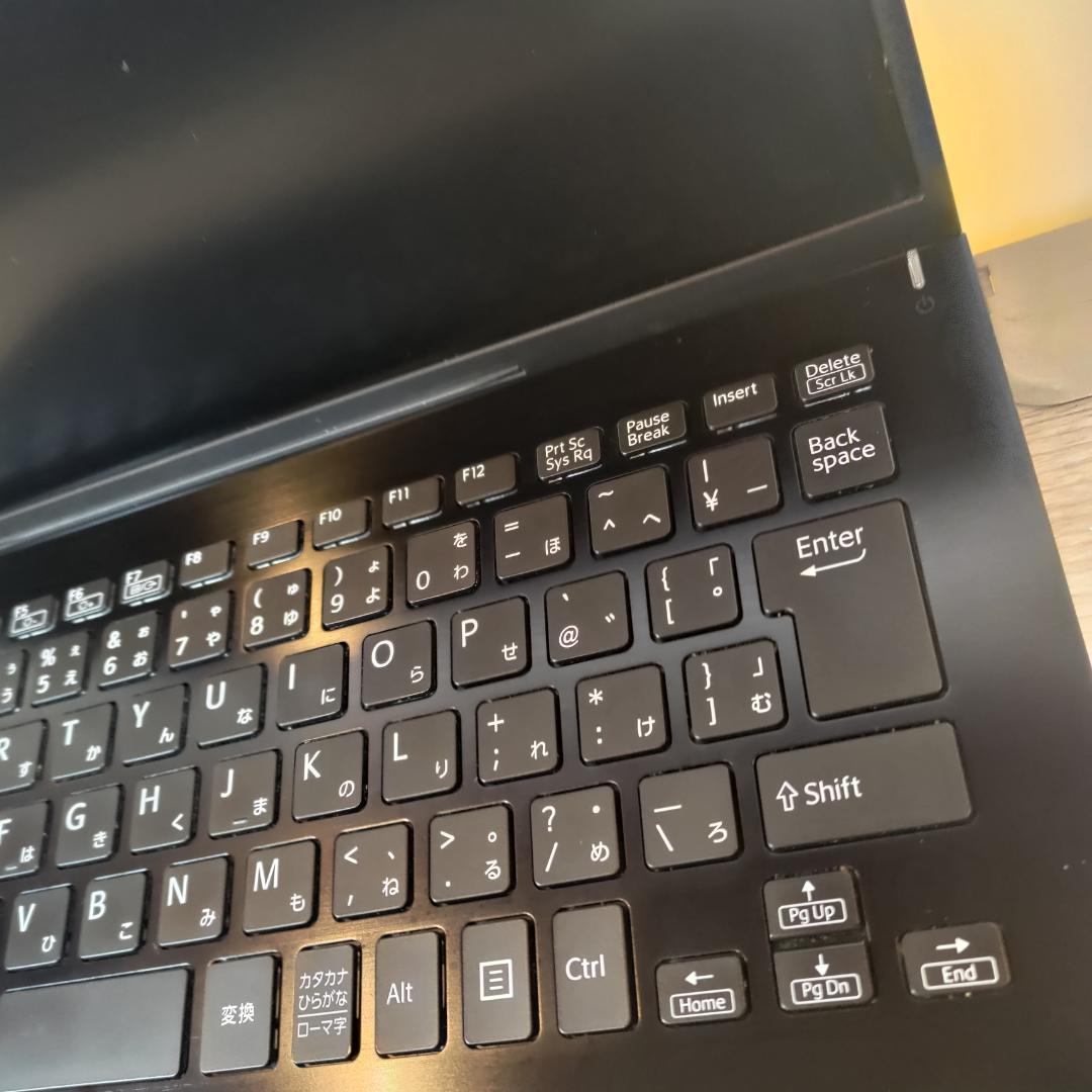 超軽量1kg以下で大画面14インチオフィス付きノートパソコンwindows11