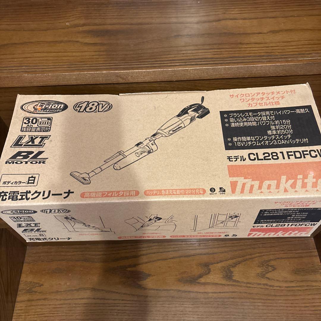 未使用展示品 マキタ CL281FDFCW充電式クリーナー
