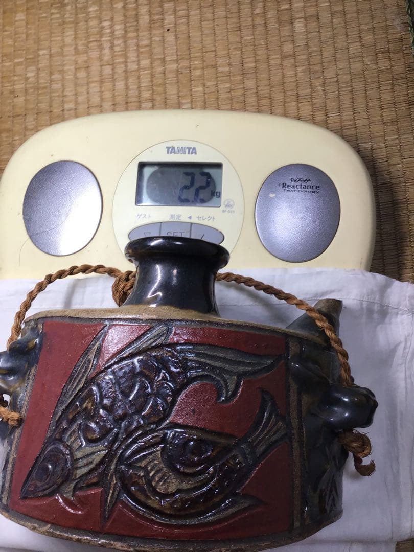 壺屋焼き　やちむん　小橋川清正　赤絵魚紋抱瓶　新品　美品